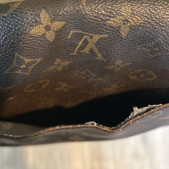 Vintage Boho Bags Louis Vuitton up-cycled Monogram World Traveler Bag - Picture 14 of 17